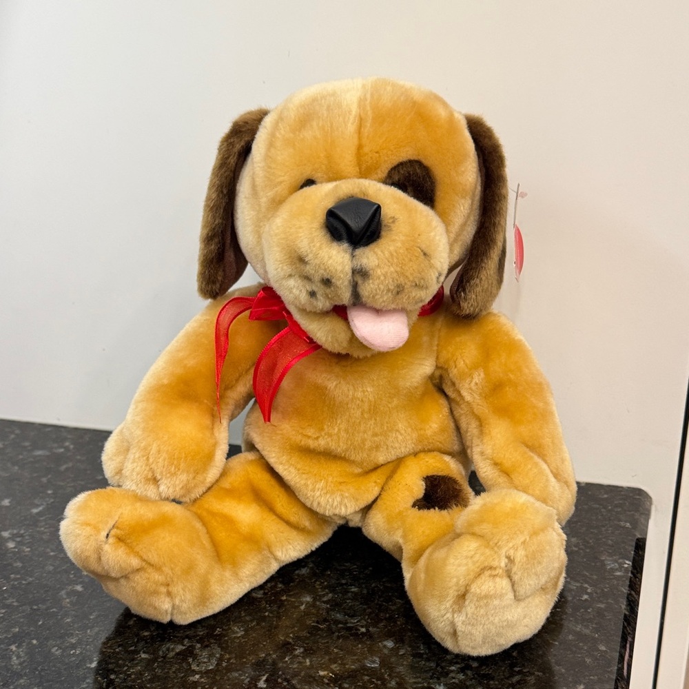 Chrisha Playful Plush Puppy Dog Hand Puppet 14"L Whistles & Says I Love You 1988